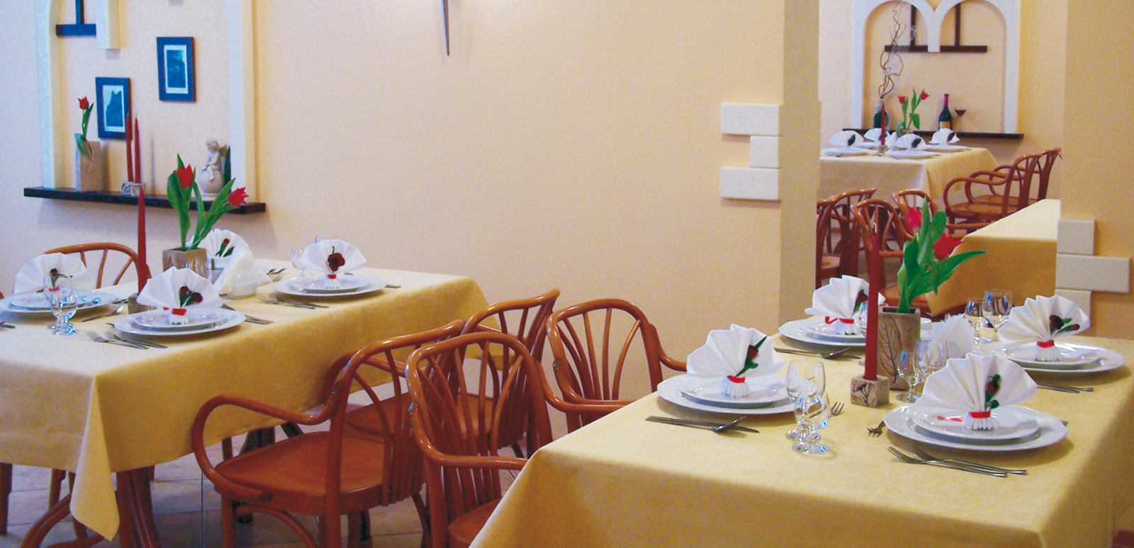 Hotel KRAKUS Cracovia alojamiento restaurante parque acuático de vacaciones en Cracovia